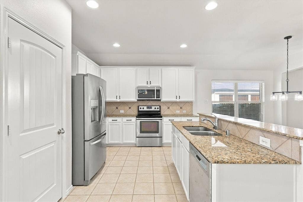 1301 Lasso Drive, Little Elm, TX 75068
