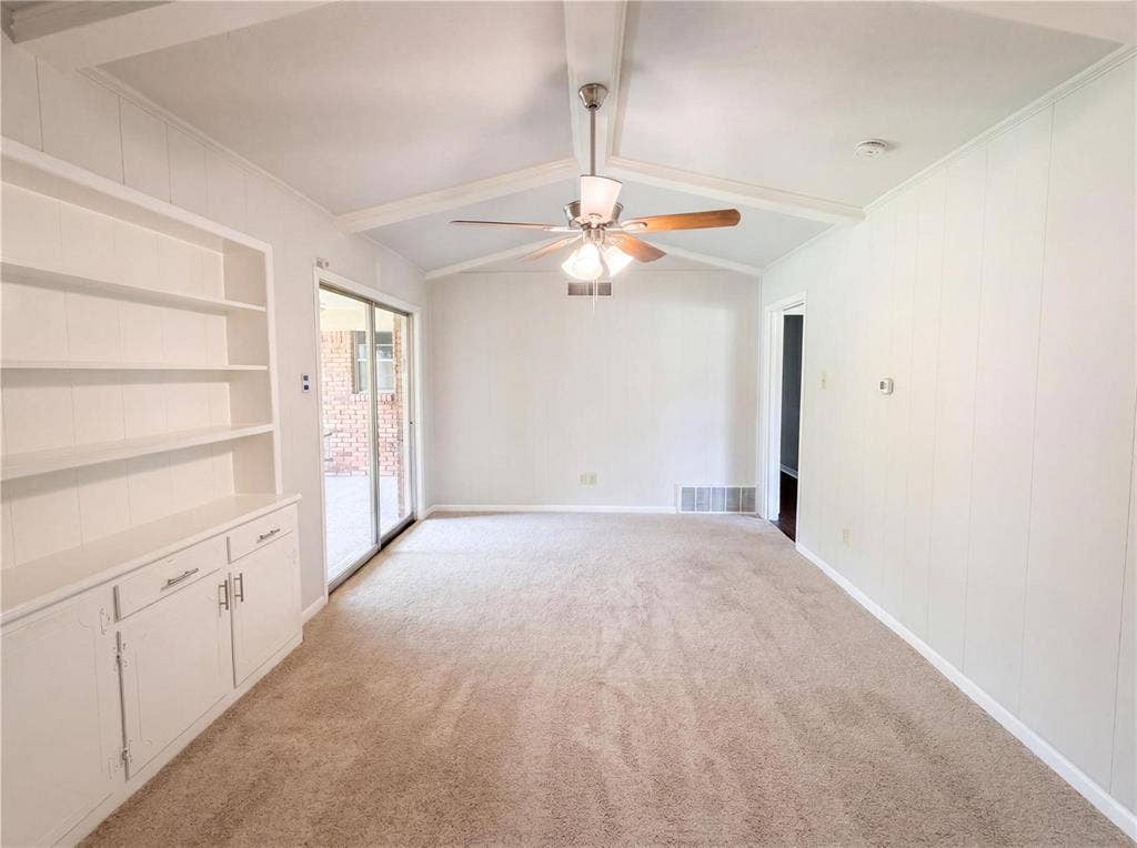 3327 Portlock Drive, Farmers Branch, TX 75234 3327 Portlock Drive, Farmers Branch, TX 75234