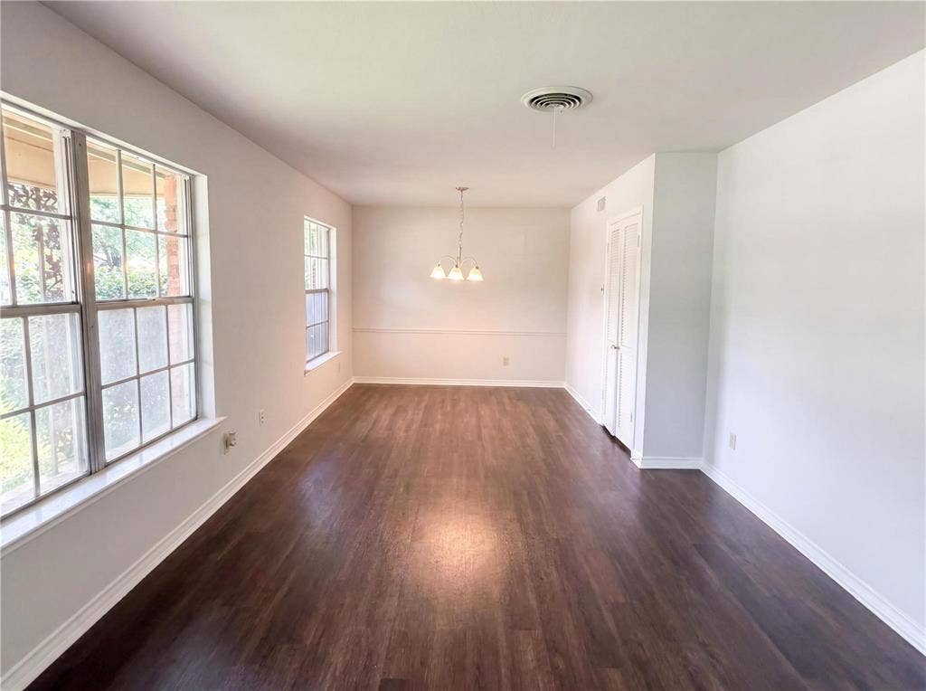 3327 Portlock Drive, Farmers Branch, TX 75234 3327 Portlock Drive, Farmers Branch, TX 75234
