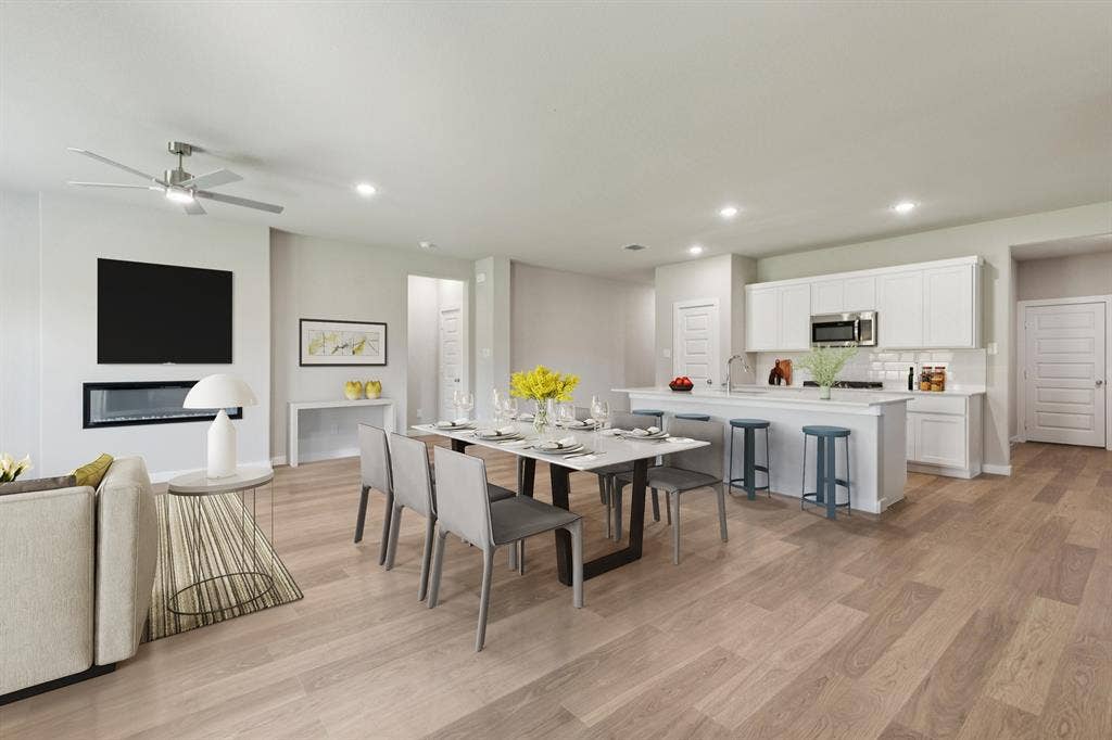 1309 Companero Street, Haslet, TX 76052 Open Floorplan in the Heisman home plan – REPRESENTATIVE PHOTO
