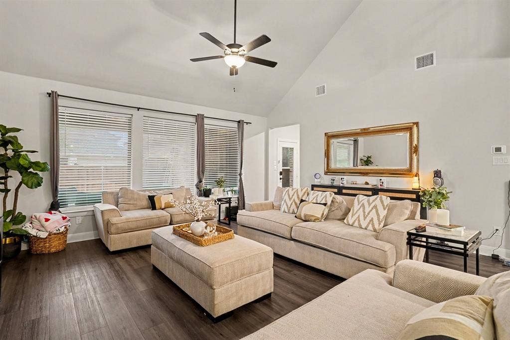 909 Almond Blossom Circle, Crowley, TX 76036 909 Almond Blossom Circle, Crowley, TX 76036