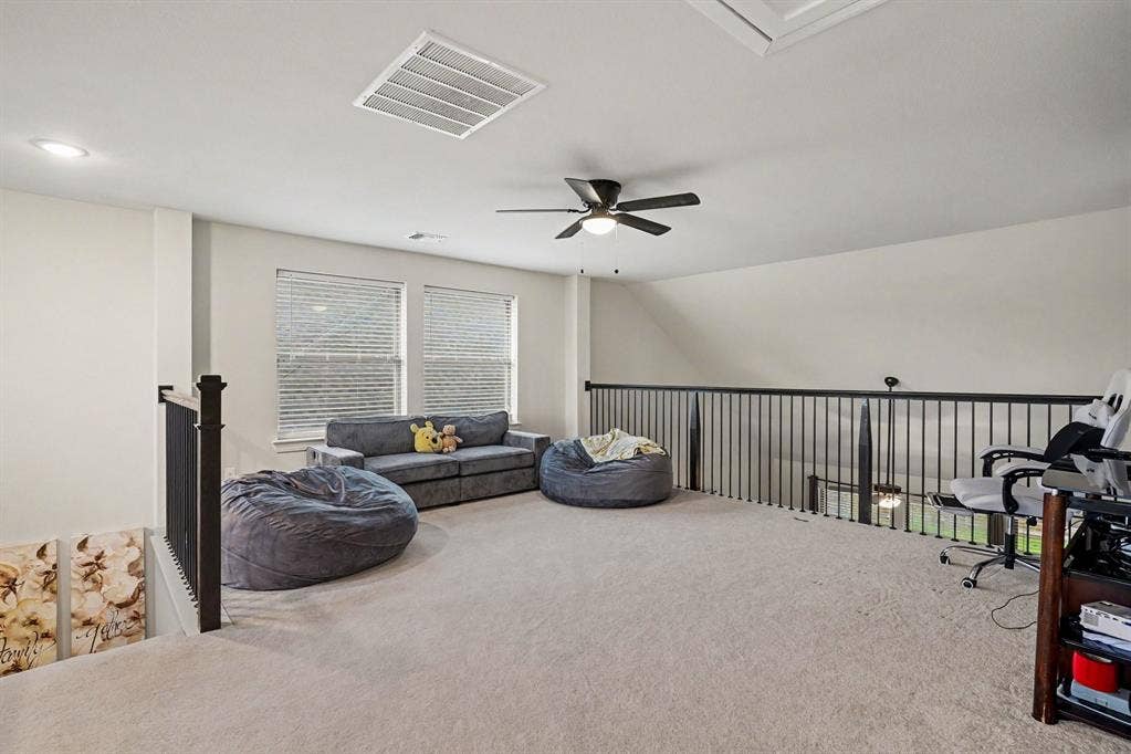 909 Almond Blossom Circle, Crowley, TX 76036 909 Almond Blossom Circle, Crowley, TX 76036