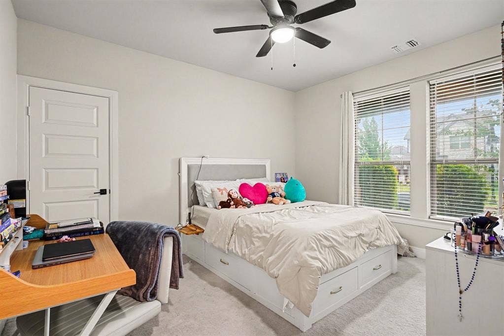 909 Almond Blossom Circle, Crowley, TX 76036 909 Almond Blossom Circle, Crowley, TX 76036
