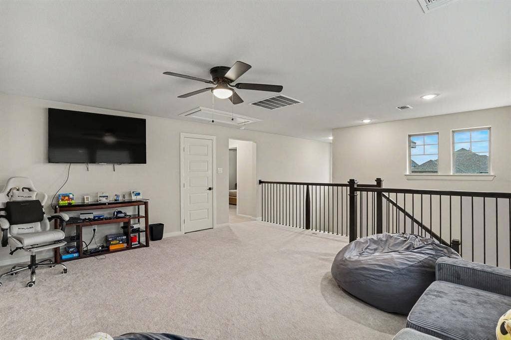 909 Almond Blossom Circle, Crowley, TX 76036 909 Almond Blossom Circle, Crowley, TX 76036