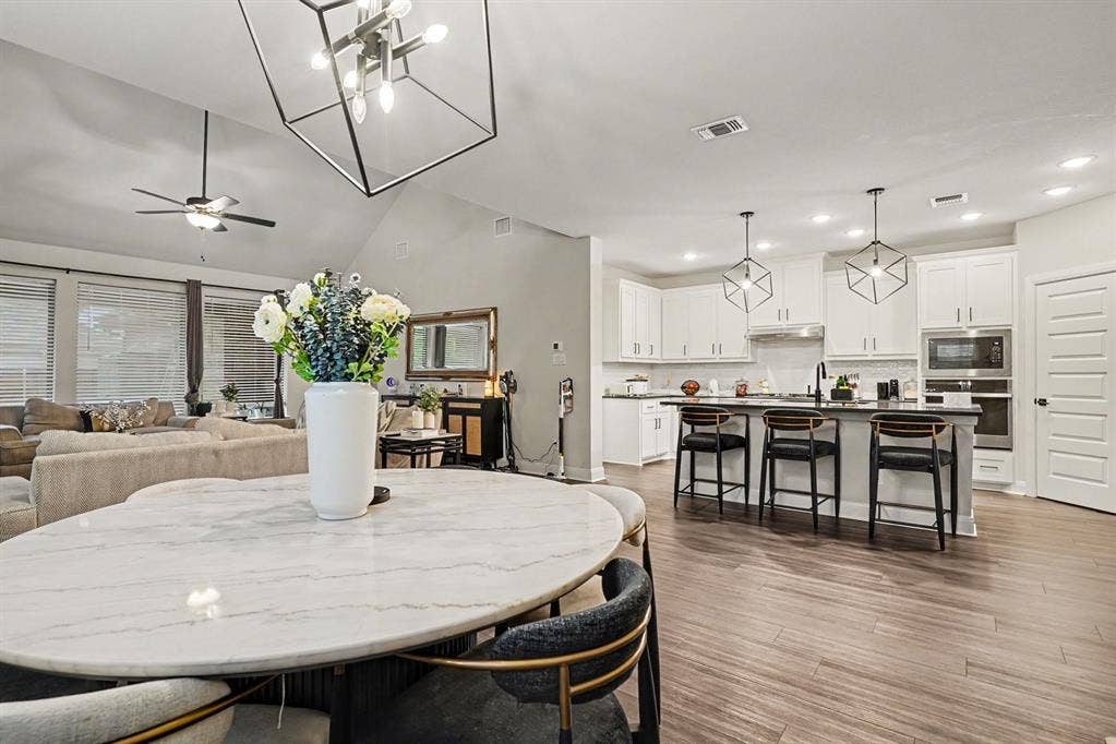 909 Almond Blossom Circle, Crowley, TX 76036 909 Almond Blossom Circle, Crowley, TX 76036
