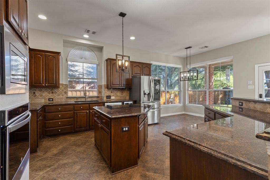 5705 Sandalwood Drive, McKinney, TX 75072 5705 Sandalwood Drive, McKinney, TX 75072