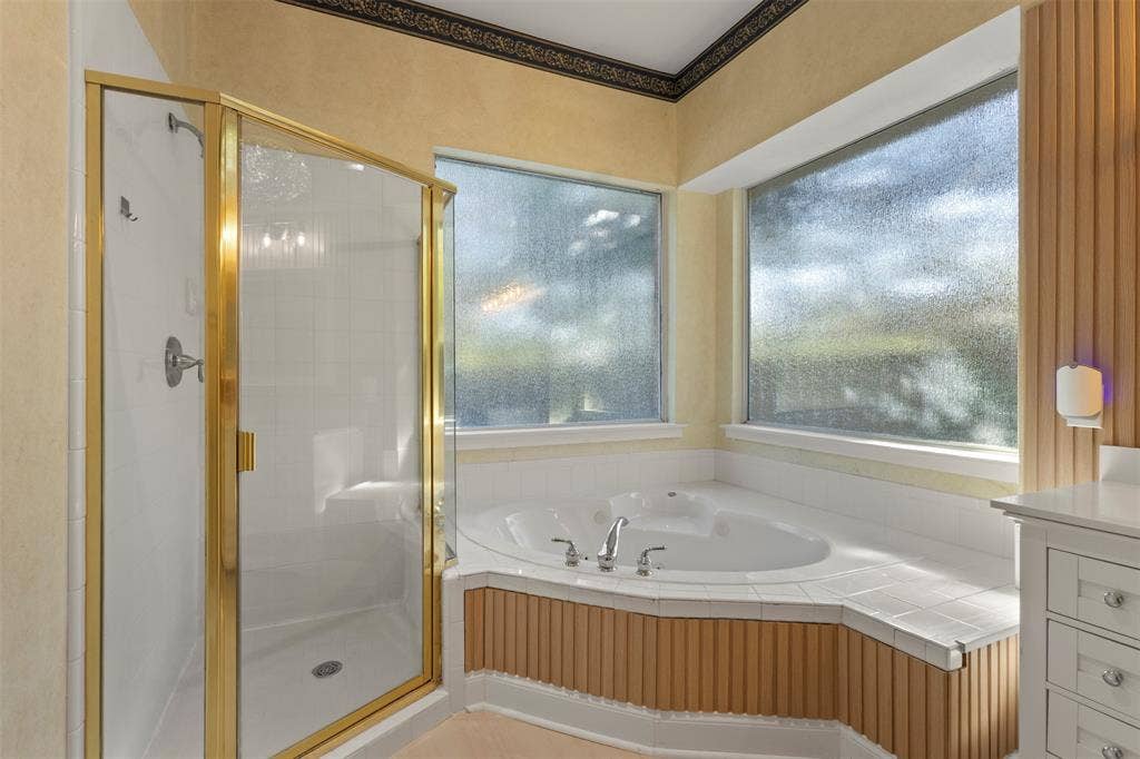 5705 Sandalwood Drive, McKinney, TX 75072 5705 Sandalwood Drive, McKinney, TX 75072