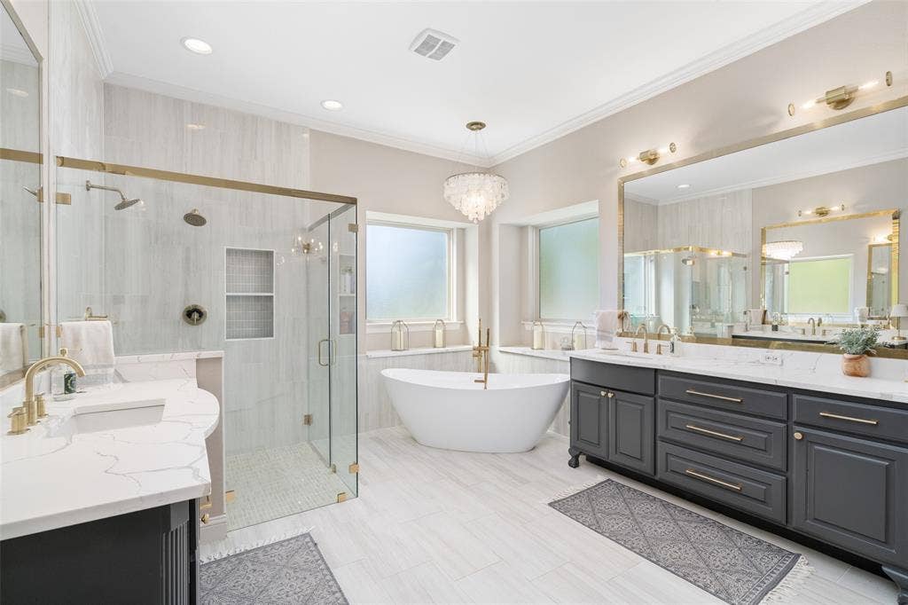 Updated Primary Bathroom