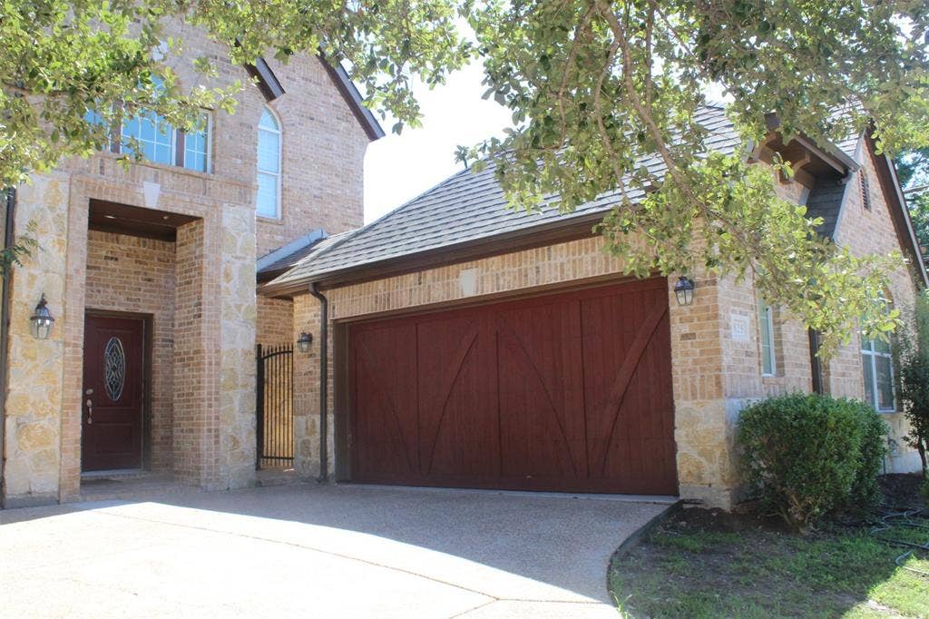 825 Lotus Drive, Richardson, TX 75081 825 Lotus Drive, Richardson, TX 75081