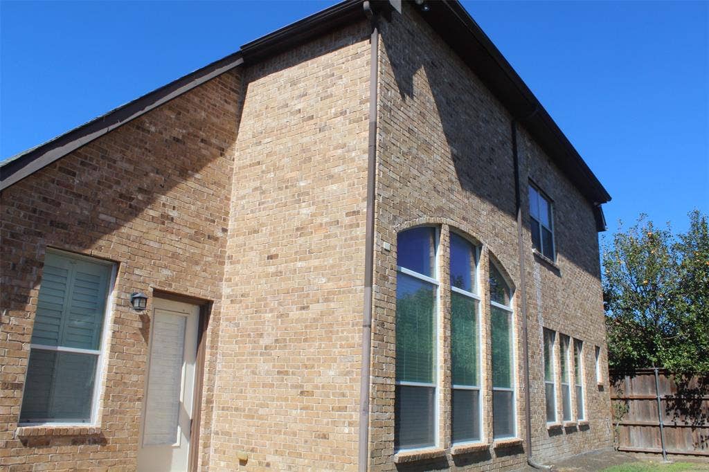 825 Lotus Drive, Richardson, TX 75081 825 Lotus Drive, Richardson, TX 75081