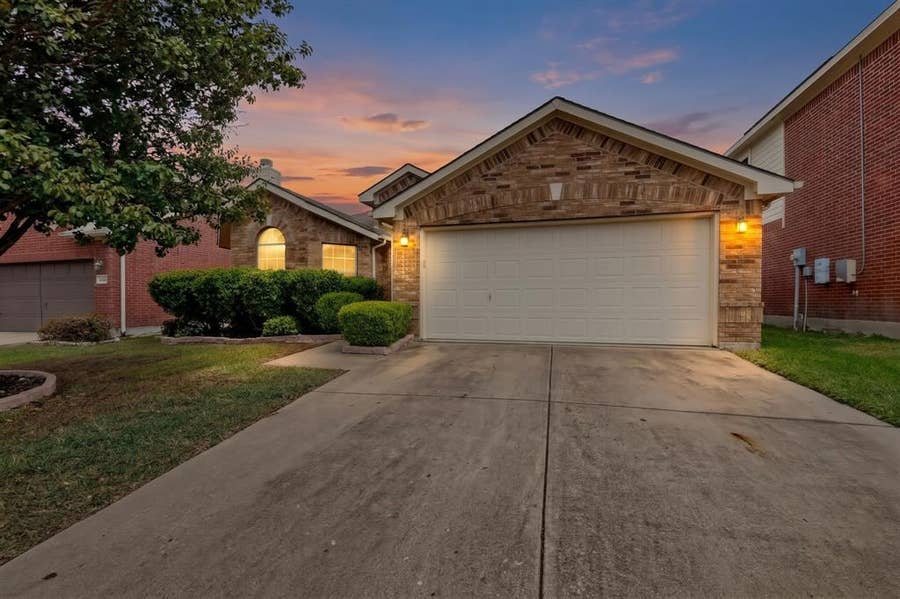 Property photo for 1027 Shackelford Lane, Forney, TX