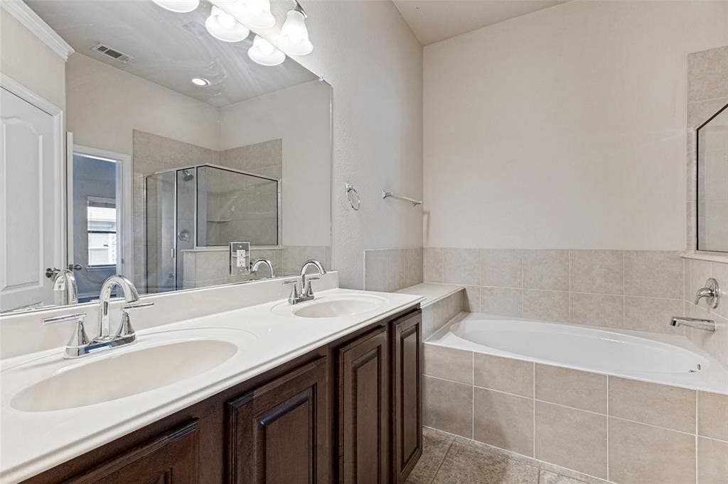 12441 Woods Edge Trail, Fort Worth, TX 76244