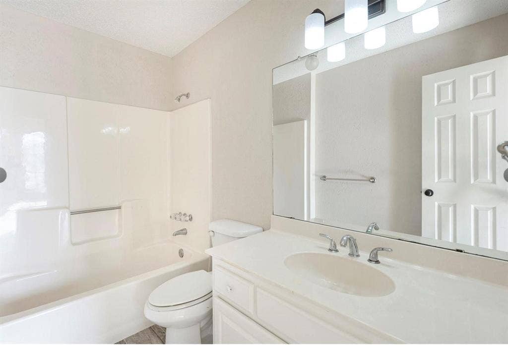 3600 Hilltop Lane, Plano, TX 75023 3600 Hilltop Lane, Plano, TX 75023
