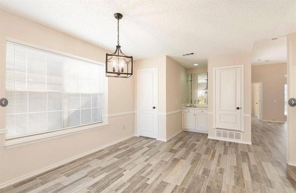 3600 Hilltop Lane, Plano, TX 75023 3600 Hilltop Lane, Plano, TX 75023