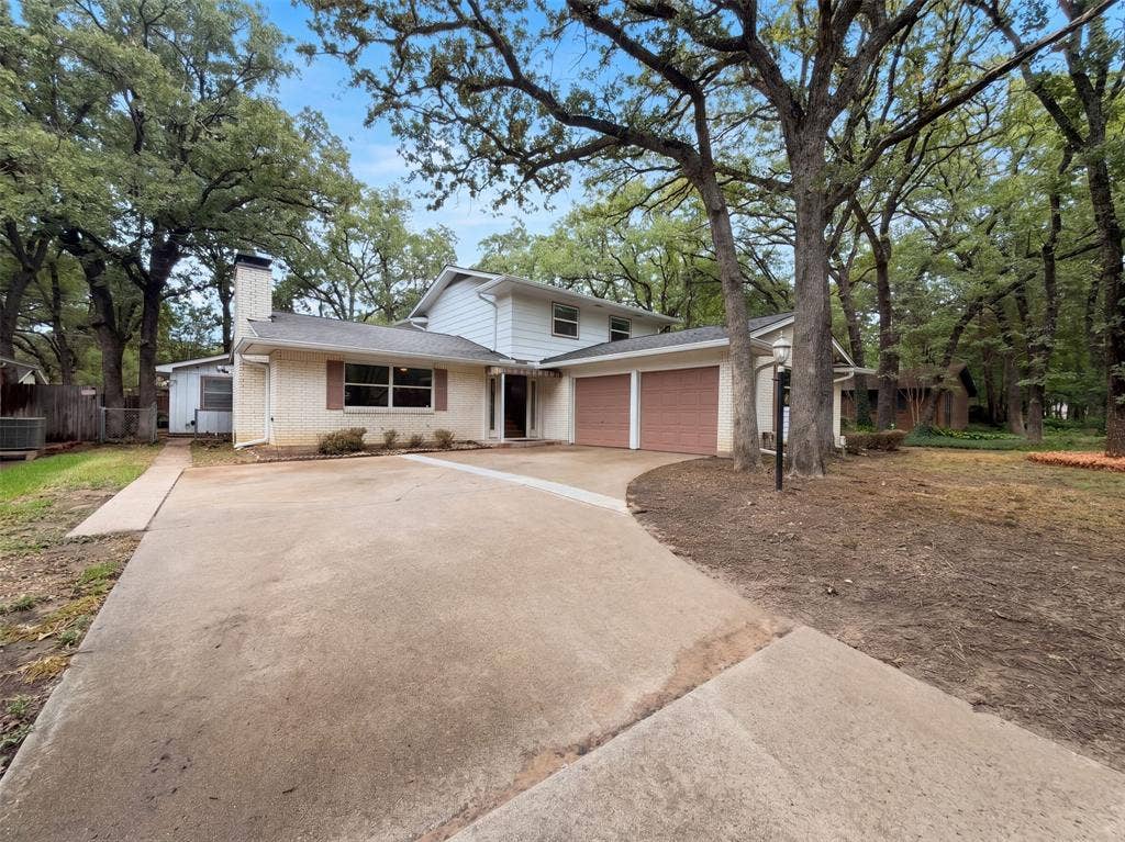 3411 Halifax Drive, Arlington, TX 76013