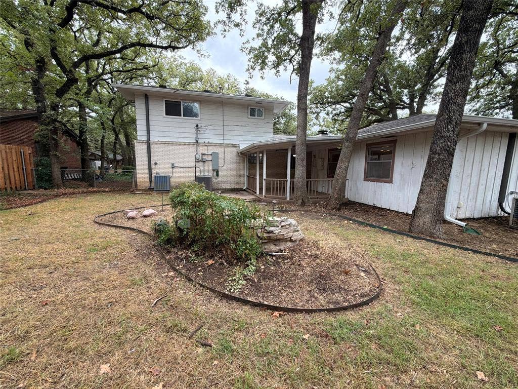 3411 Halifax Drive, Arlington, TX 76013