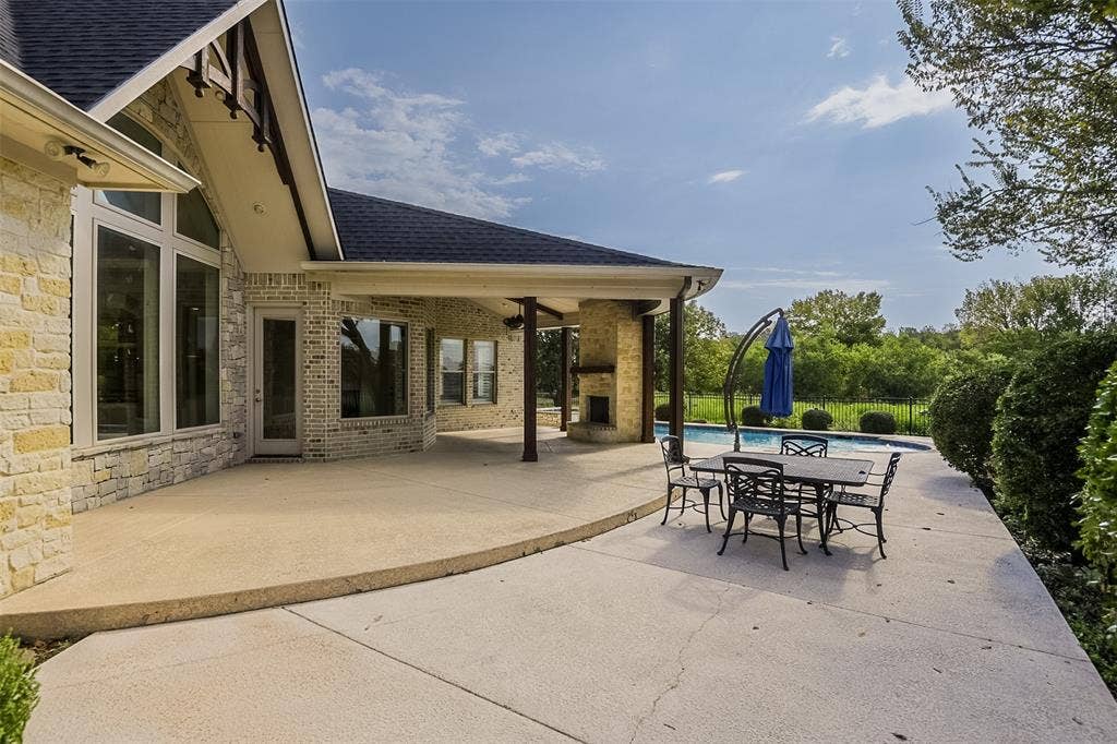 228 Katy Lake Drive, Waxahachie, TX 75165 228 Katy Lake Drive, Waxahachie, TX 75165