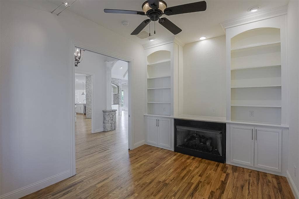 228 Katy Lake Drive, Waxahachie, TX 75165 228 Katy Lake Drive, Waxahachie, TX 75165
