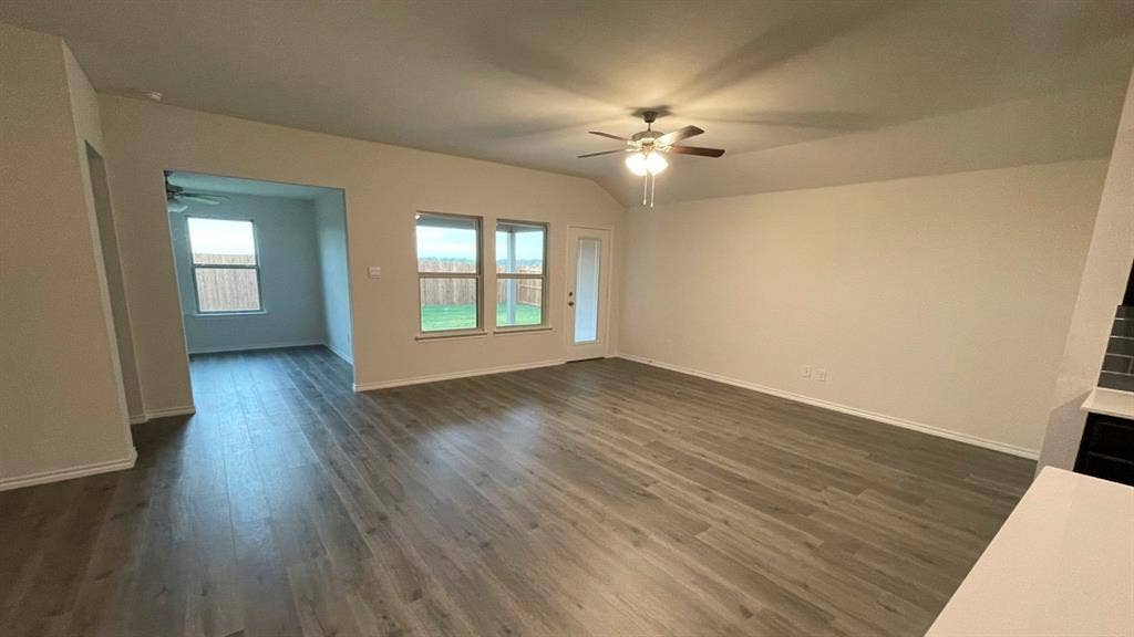409 White Willow Drive, Nevada, TX 75173 409 White Willow Drive, Nevada, TX 75173