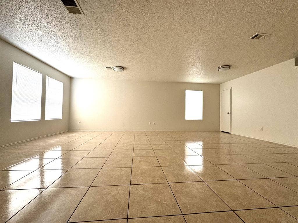 8769 Polo Drive, Fort Worth, TX 76123 8769 Polo Drive, Fort Worth, TX 76123