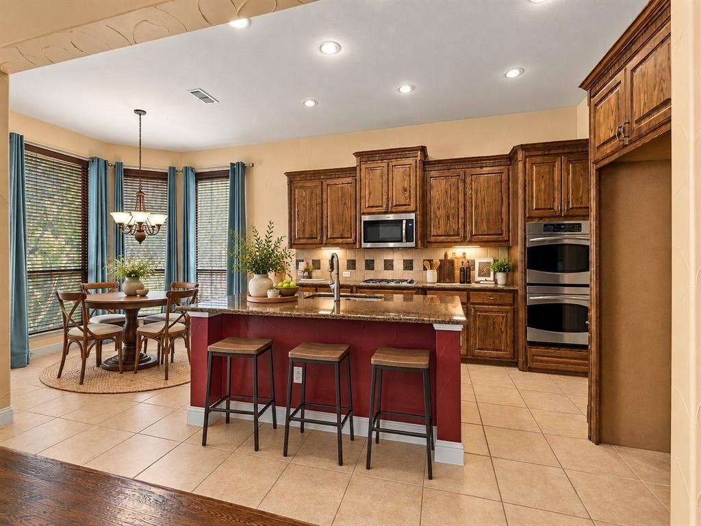 11086 Wellshire Lane, Frisco, TX 75035 Maybe time for coffee?