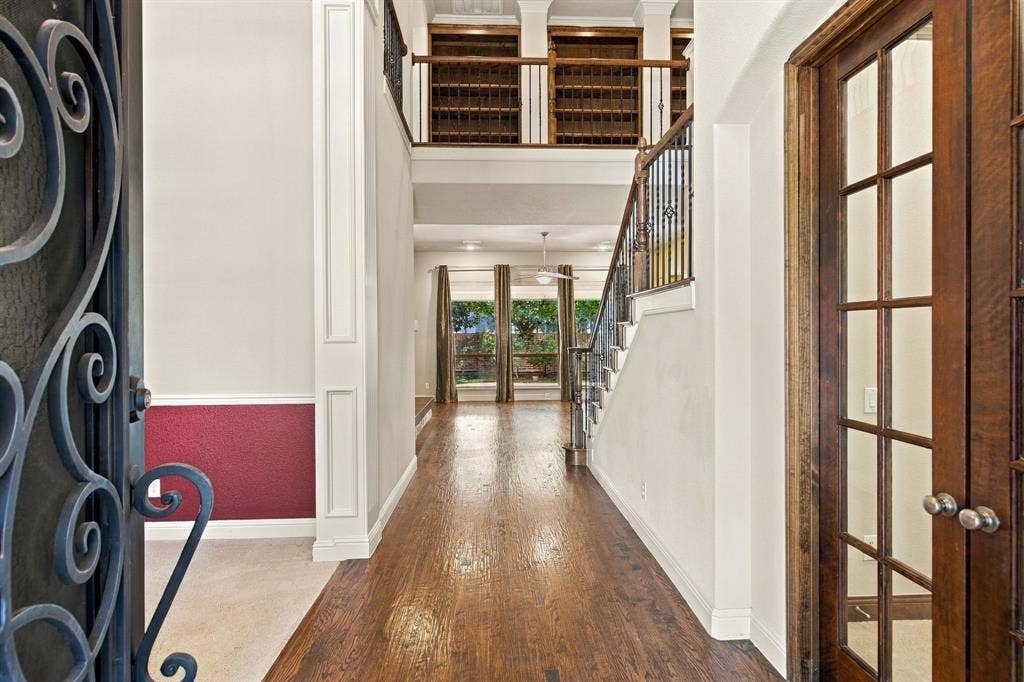 11086 Wellshire Lane, Frisco, TX 75035 Bring your own touch!