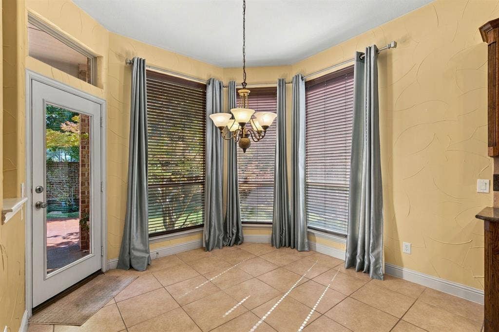 11086 Wellshire Lane, Frisco, TX 75035 Casual Kitchen Dining