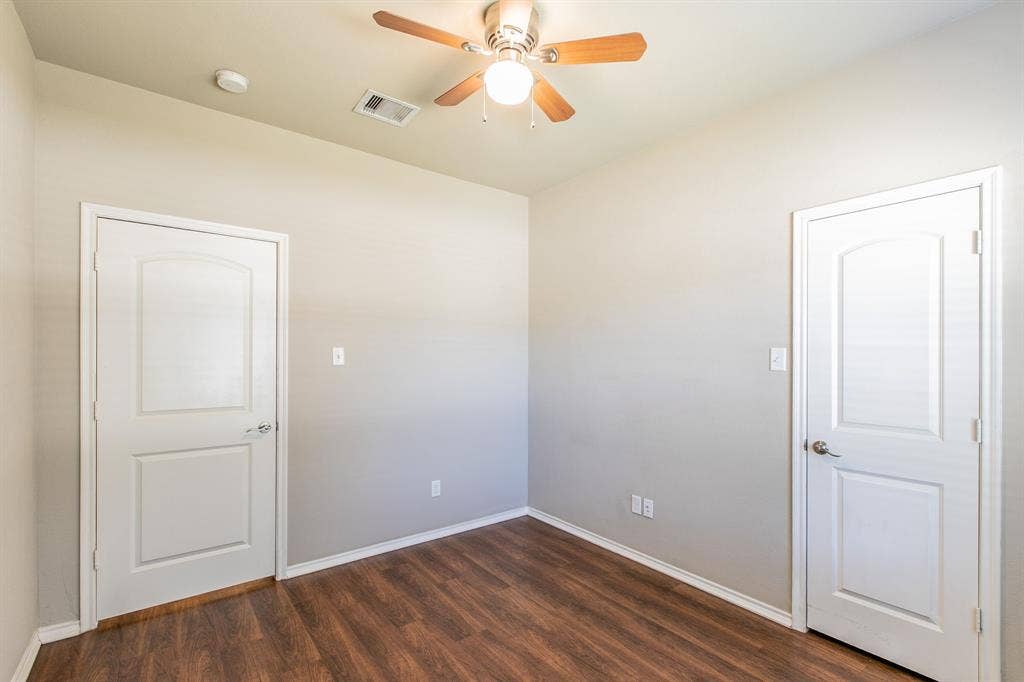 1502 Jane Lane, West, TX 76691 1502 Jane Lane, West, TX 76691