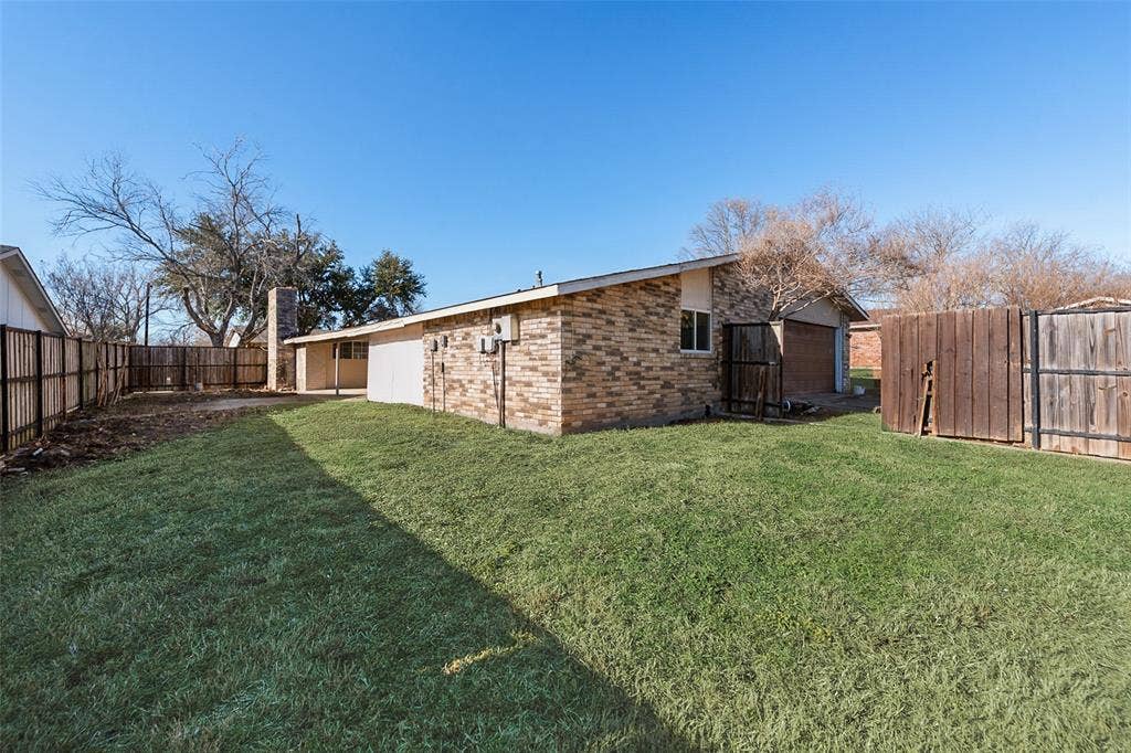 3422 Knoll Point Drive, Garland, TX 75043 3422 Knoll Point Drive, Garland, TX 75043