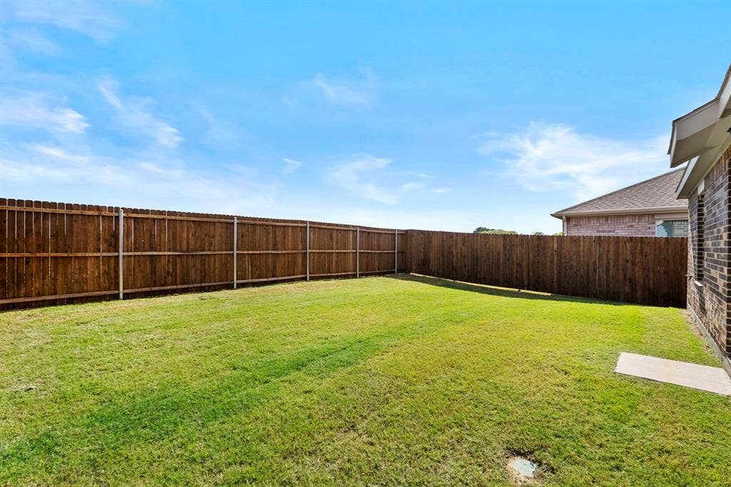 1805 Potomac Lane, Blue Ridge, TX 75424