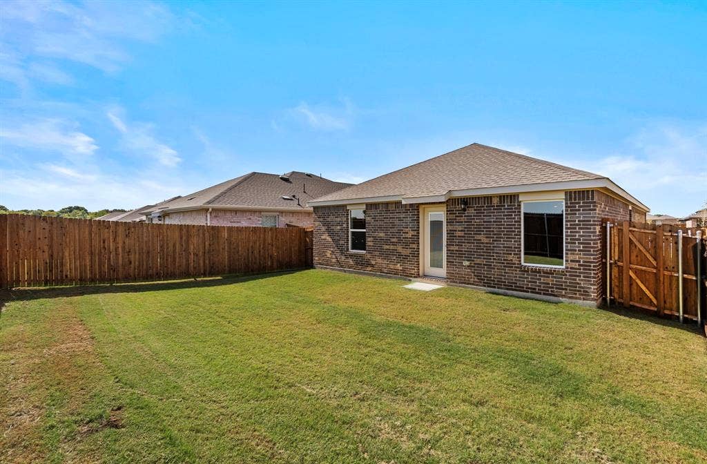 1805 Potomac Lane, Blue Ridge, TX 75424