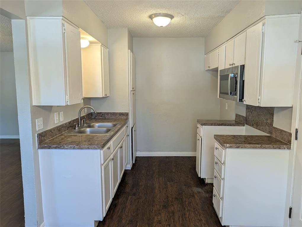 5124 Sears Drive, Fort Worth, TX 76105 5124 Sears Drive, Fort Worth, TX 76105