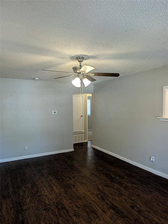 5124 Sears Drive, Fort Worth, TX 76105 5124 Sears Drive, Fort Worth, TX 76105