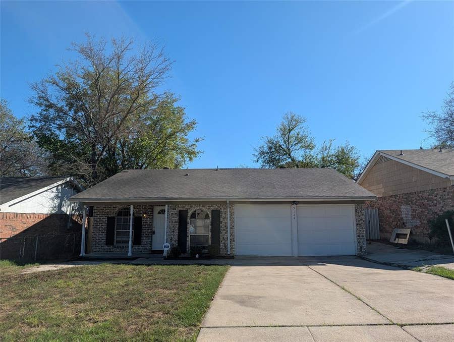 Property photo for 5124 Sears Drive, Fort Worth, TX