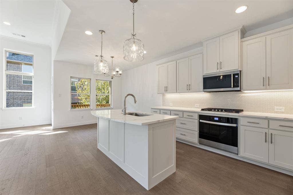 2180 Southwick Drive, Lewisville, TX 75067