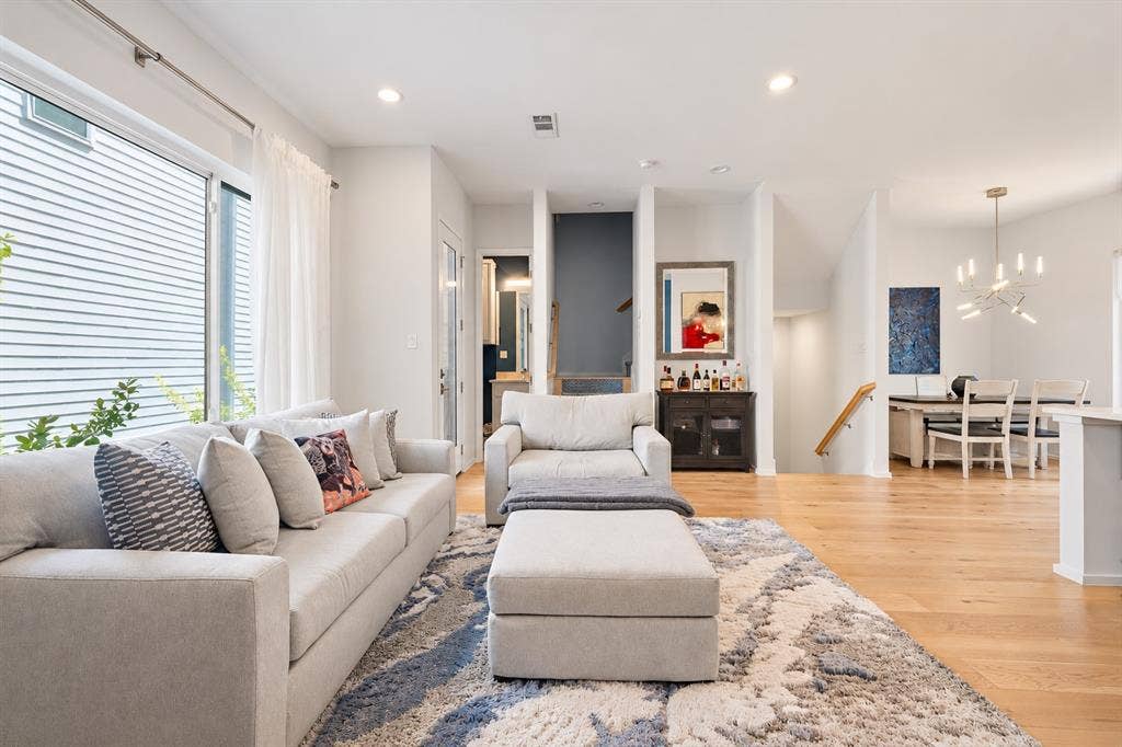 5923 Hudson Street, #103, Dallas, TX 75206 5923 Hudson Street, #103, Dallas, TX 75206