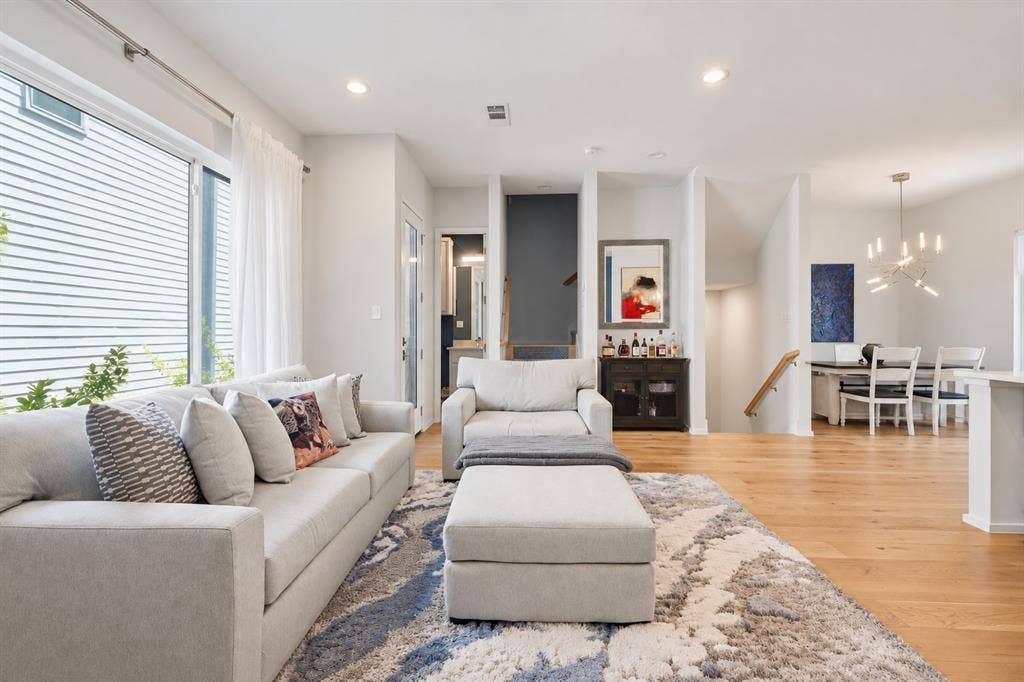 5923 Hudson Street, #103, Dallas, TX 75206 5923 Hudson Street, #103, Dallas, TX 75206