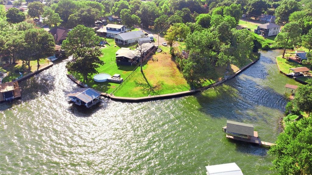 111 Palisade Place, Mabank, TX 75156 111 Palisade Place, Mabank, TX 75156