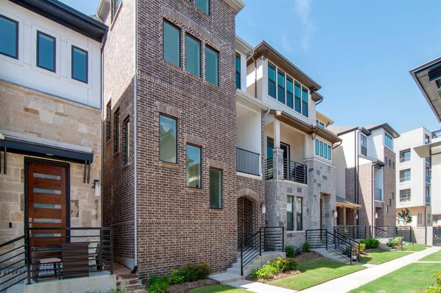 Property photo for 8221 Folcroft Lane, Dallas, TX