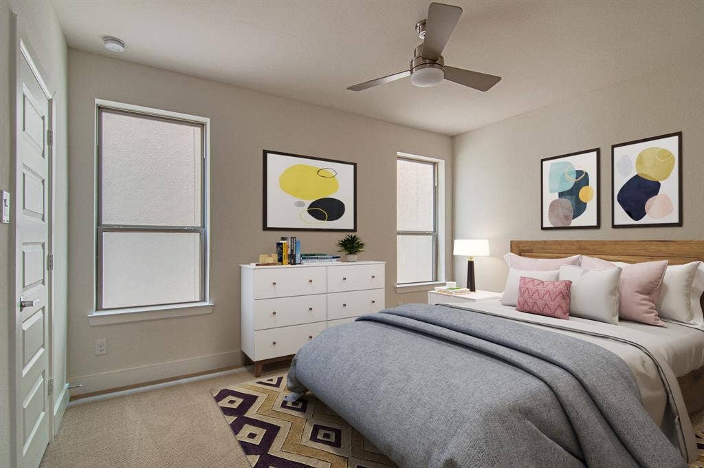 8221 Folcroft Lane, Dallas, TX 75231 8221 Folcroft Lane, Dallas, TX 75231