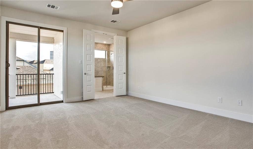 8221 Folcroft Lane, Dallas, TX 75231 8221 Folcroft Lane, Dallas, TX 75231