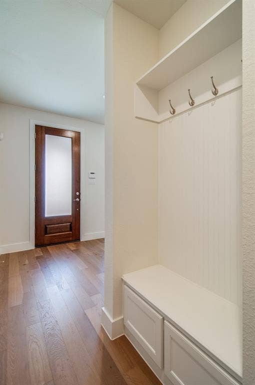 8221 Folcroft Lane, Dallas, TX 75231 8221 Folcroft Lane, Dallas, TX 75231