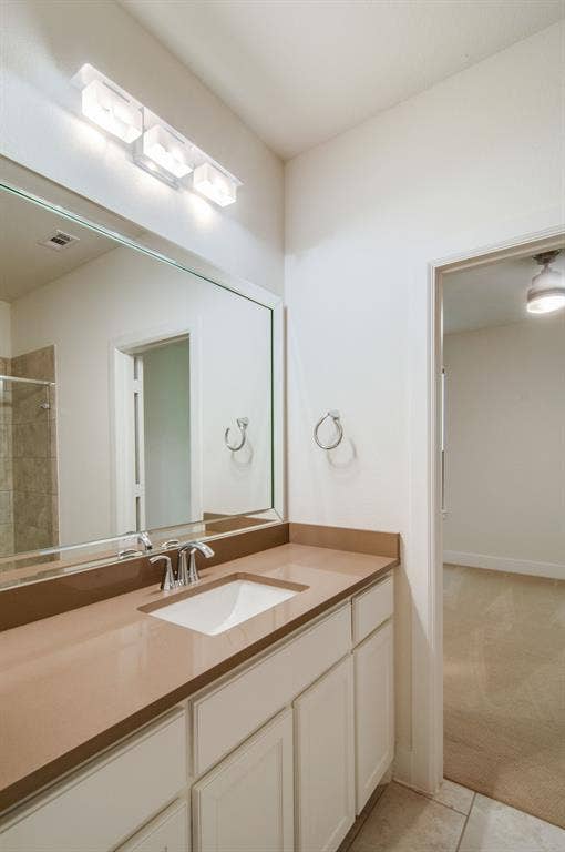 8221 Folcroft Lane, Dallas, TX 75231 8221 Folcroft Lane, Dallas, TX 75231