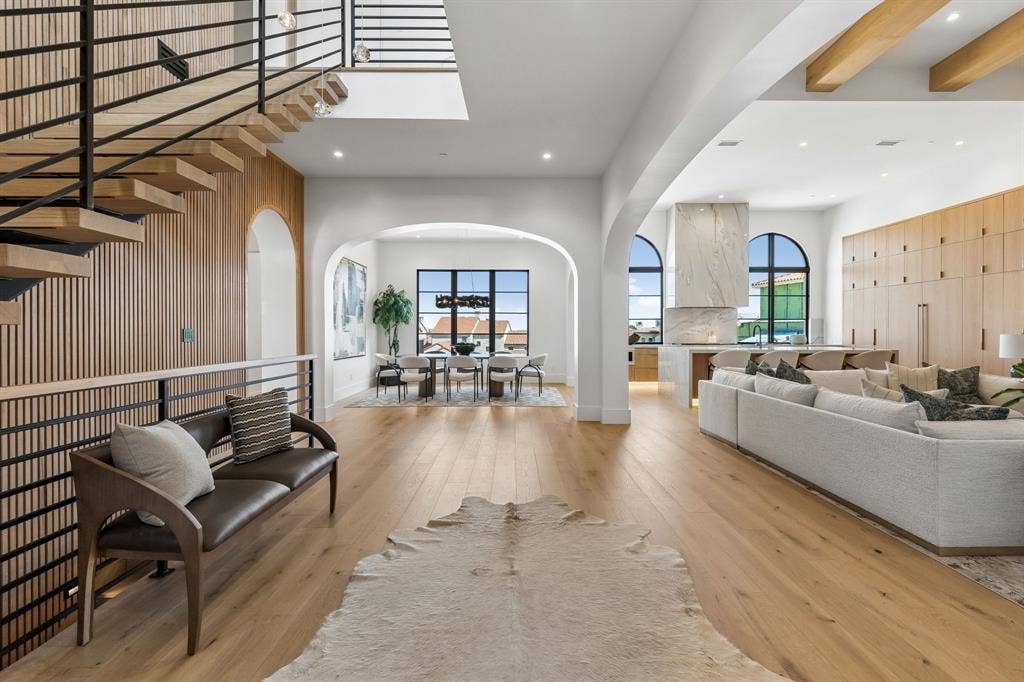 36 Cardona Drive, Westlake, TX 76262