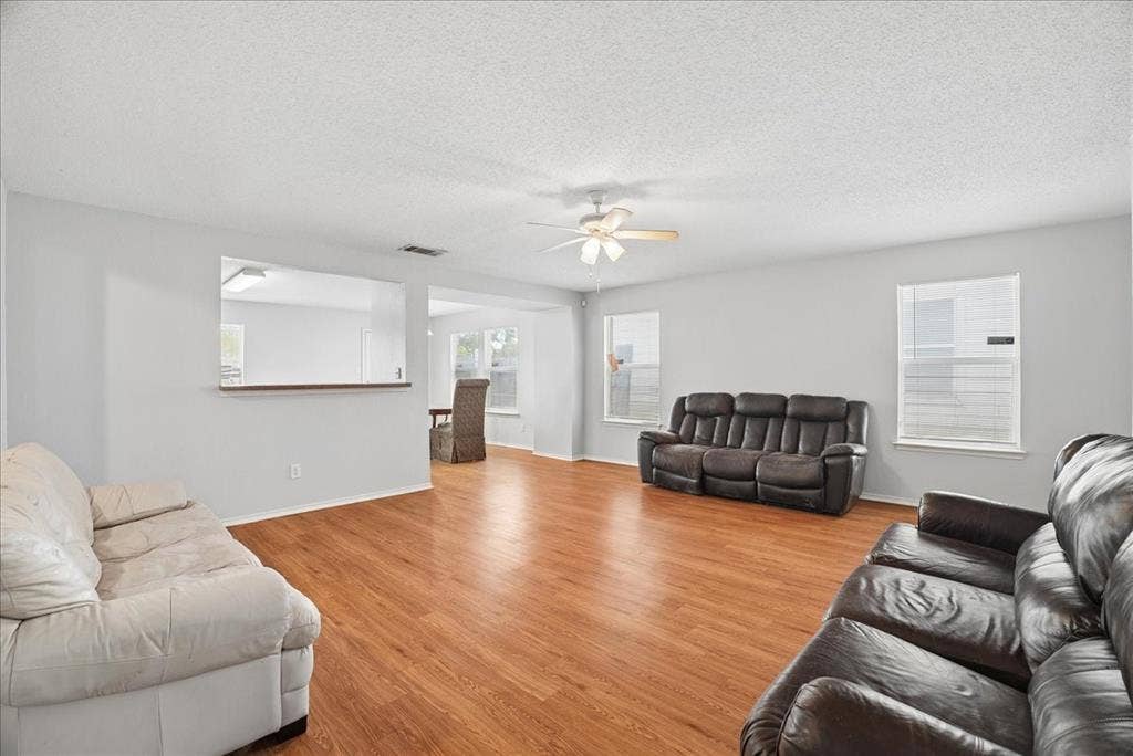 9103 Prairie Bluff Drive, Dallas, TX 75227 9103 Prairie Bluff Drive, Dallas, TX 75227