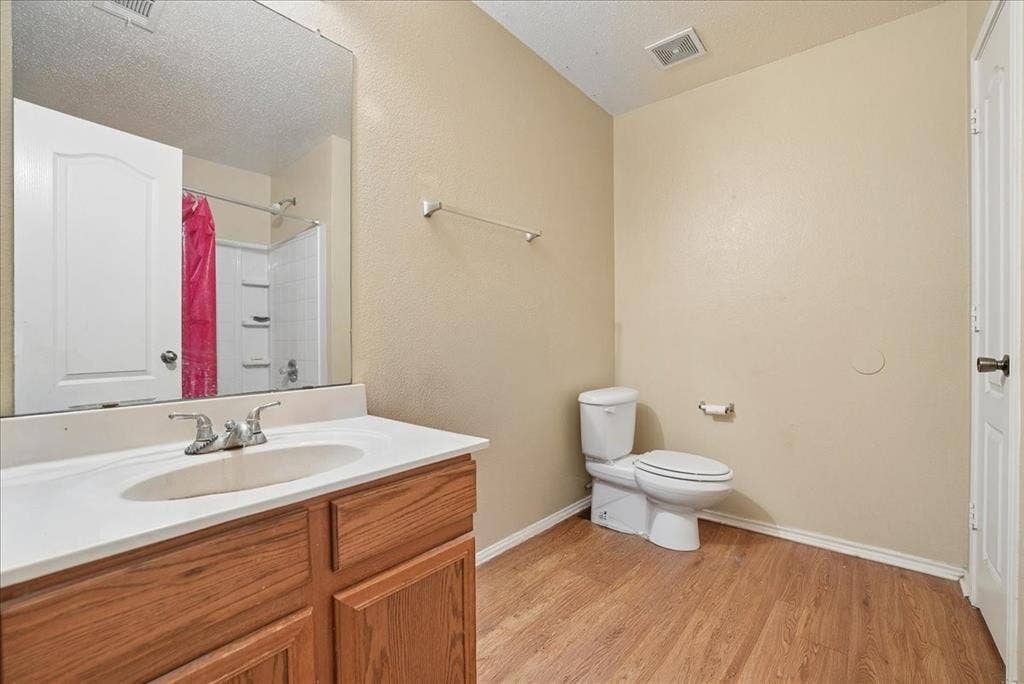 9103 Prairie Bluff Drive, Dallas, TX 75227 9103 Prairie Bluff Drive, Dallas, TX 75227
