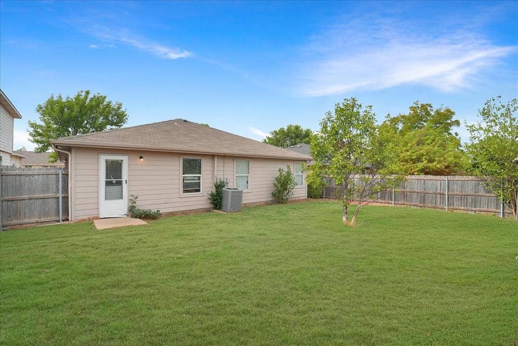 9103 Prairie Bluff Drive, Dallas, TX 75227 9103 Prairie Bluff Drive, Dallas, TX 75227