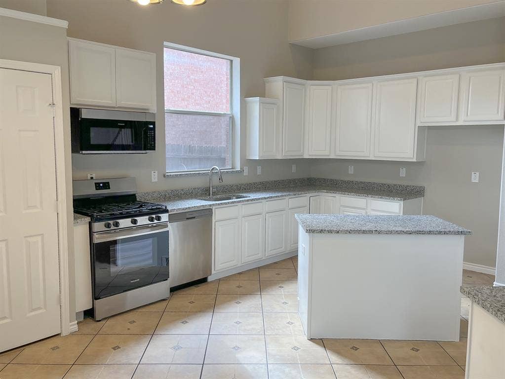 1617 Buena Vista Drive, Denton, TX 76210 1617 Buena Vista Drive, Denton, TX 76210