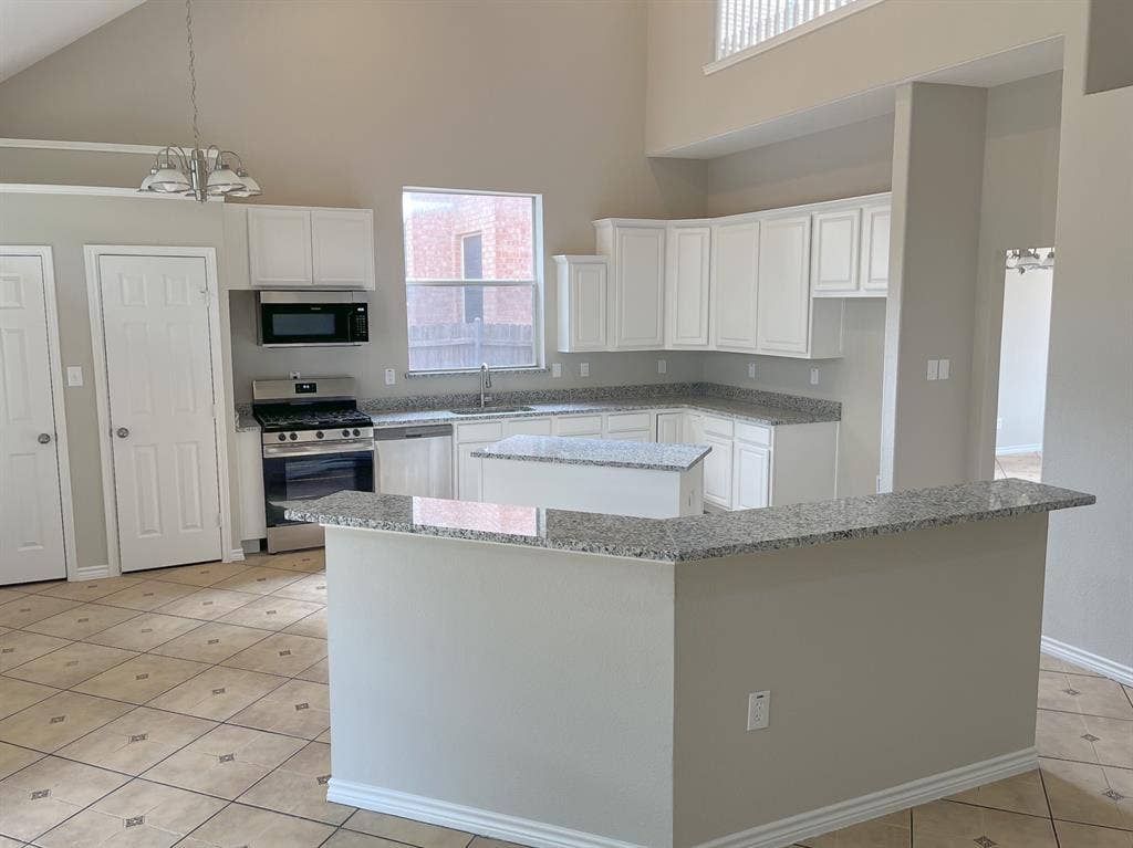 1617 Buena Vista Drive, Denton, TX 76210 1617 Buena Vista Drive, Denton, TX 76210