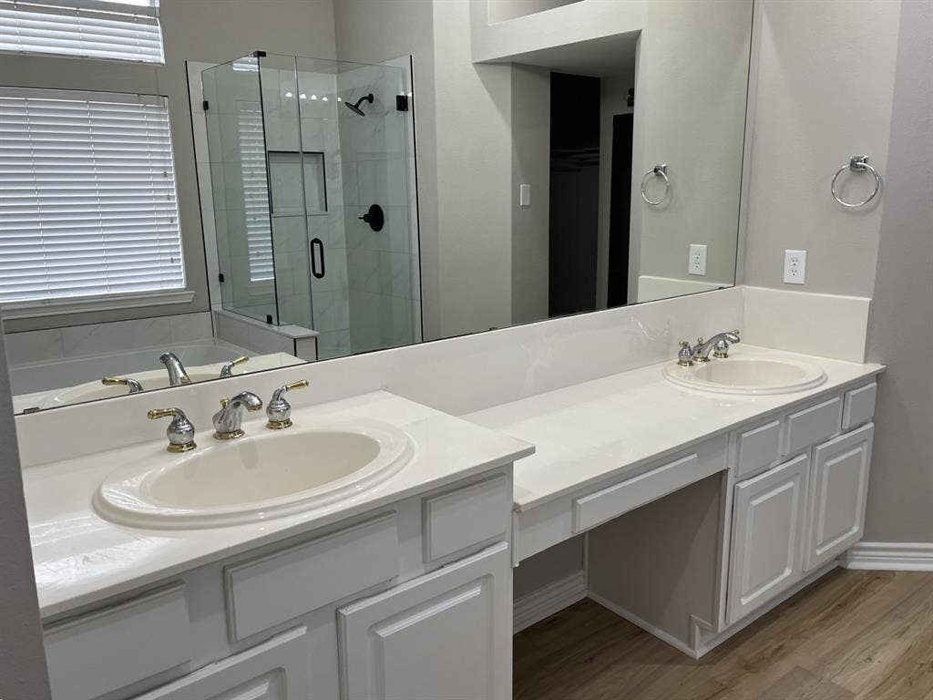 1617 Buena Vista Drive, Denton, TX 76210 1617 Buena Vista Drive, Denton, TX 76210